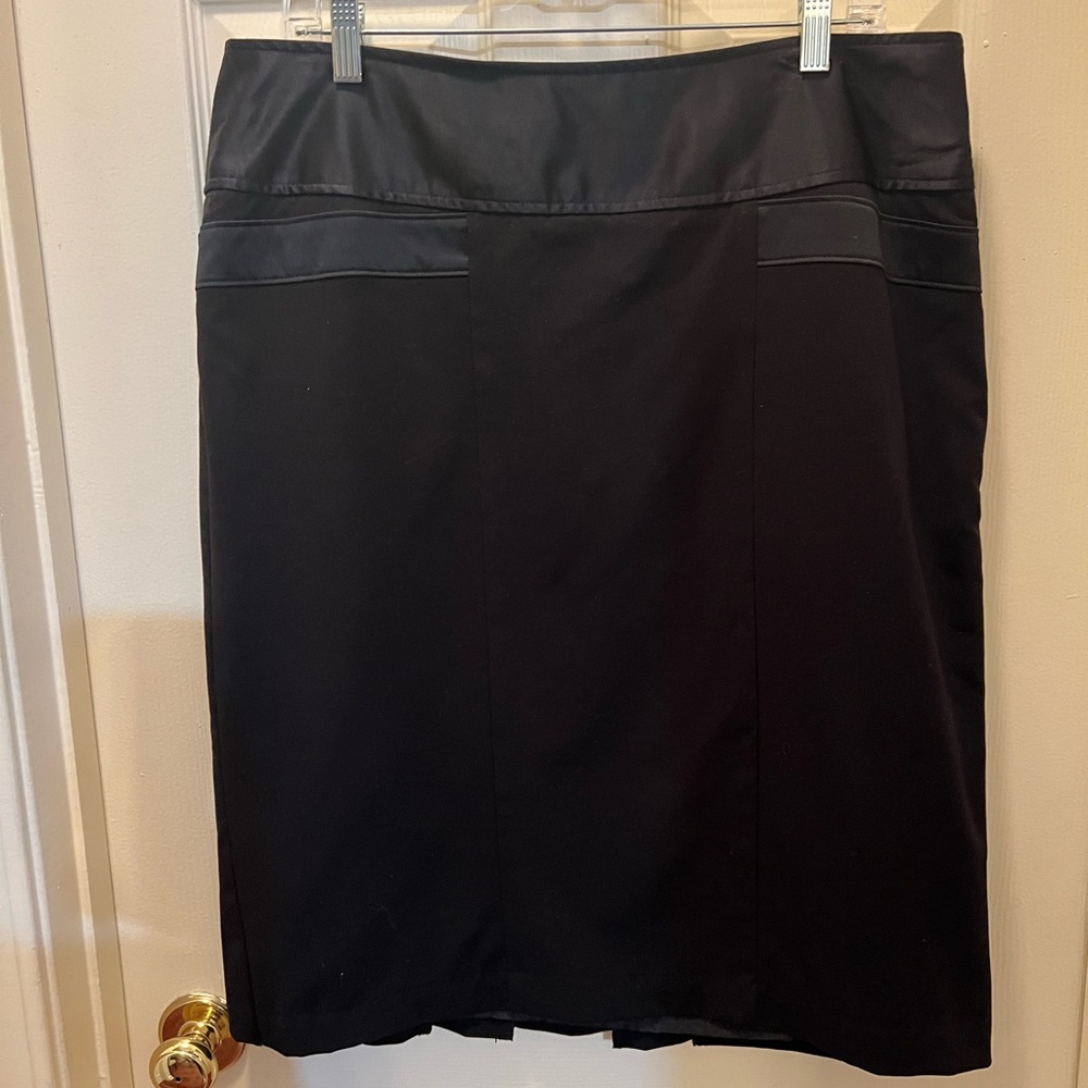 Worthington Classic Black Pencil Skirt